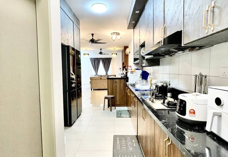 Setia Warisan Tropika (Belladonna)