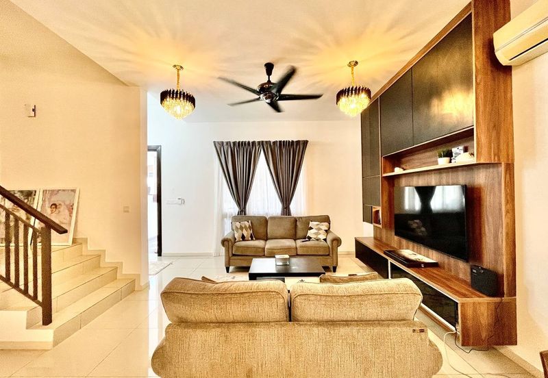 Setia Warisan Tropika (Belladonna)