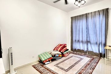 Setia Warisan Tropika (Belladonna)