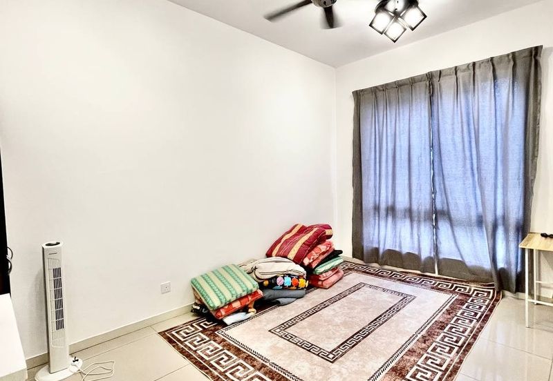 Setia Warisan Tropika (Belladonna)