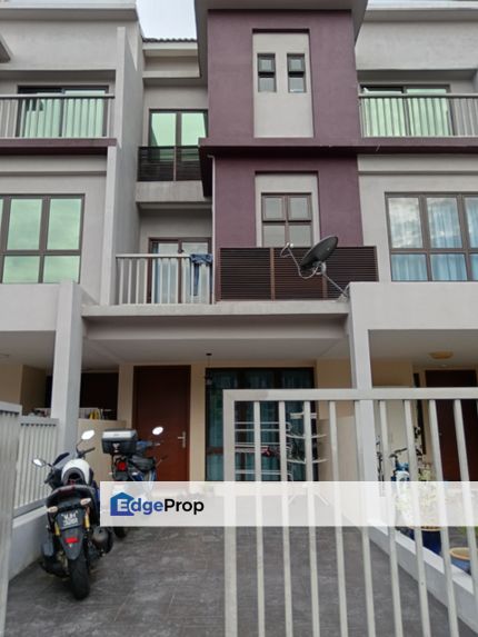 Partially Furnished-The Strata Bandar Puteri Bangi, Selangor, Bangi