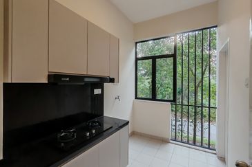 Crescent Park Townvilla