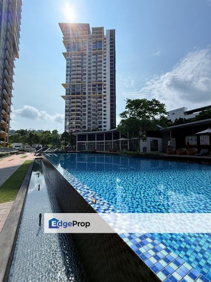 Corner Unit Oasis2 Residence, Mutiara Height, Kajang, Selangor, Kajang