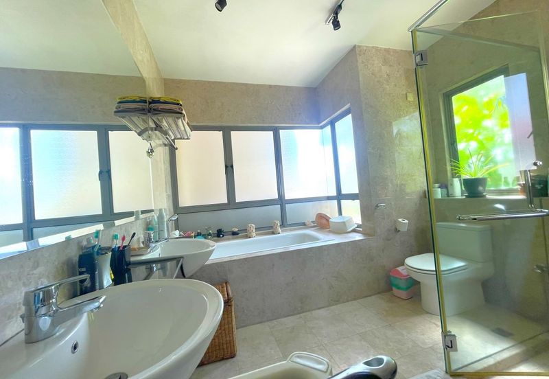 Changkat Kiara Surya