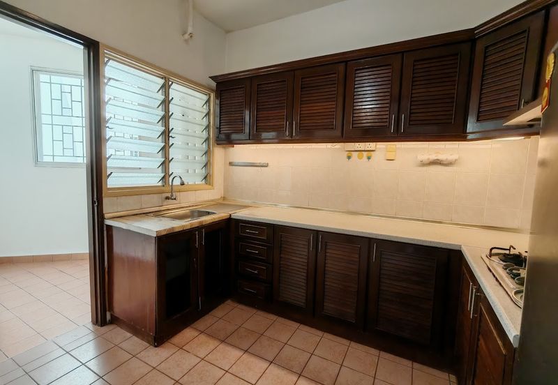 Pangsapuri Kristal (Crystal Tower), Taman Bukit Indah