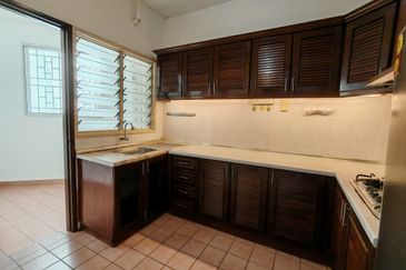 Pangsapuri Kristal (Crystal Tower), Taman Bukit Indah