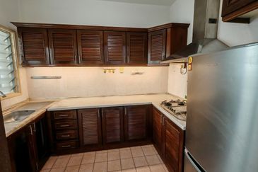 Pangsapuri Kristal (Crystal Tower), Taman Bukit Indah