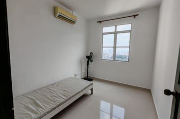 Pangsapuri Kristal (Crystal Tower), Taman Bukit Indah