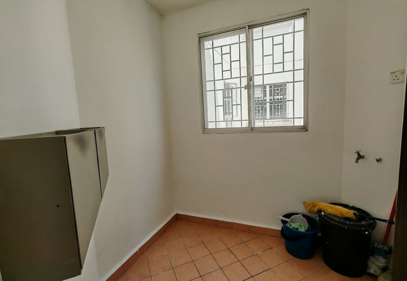 Pangsapuri Kristal (Crystal Tower), Taman Bukit Indah