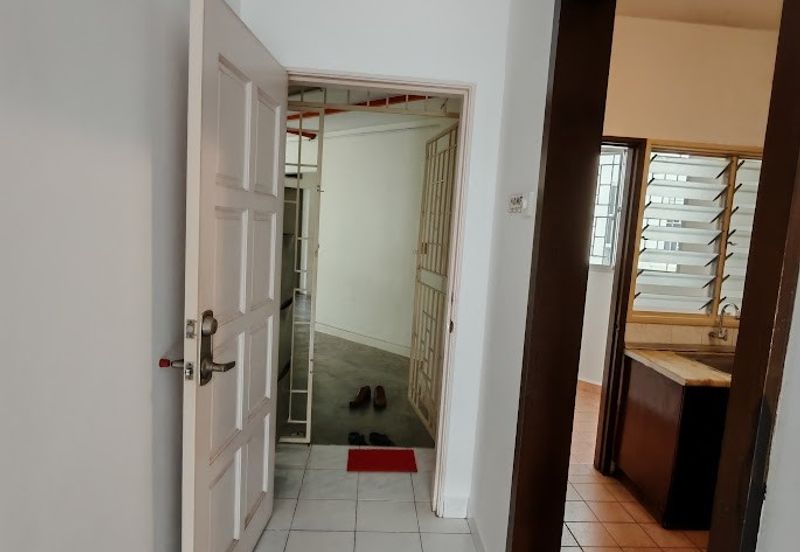 Pangsapuri Kristal (Crystal Tower), Taman Bukit Indah