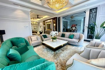 Putra Hill Residency