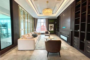 Putra Hill Residency