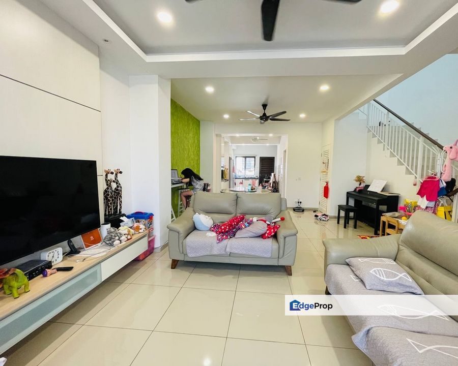 Facing OPEN Double Storey Ecohill 2 (Alexus 1) Semenyih, Selangor, Semenyih