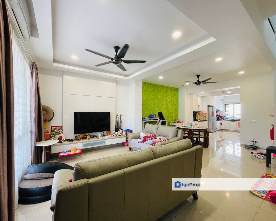 Facing OPEN Double Storey Ecohill 2 (Alexus 1) Semenyih, Selangor, Semenyih