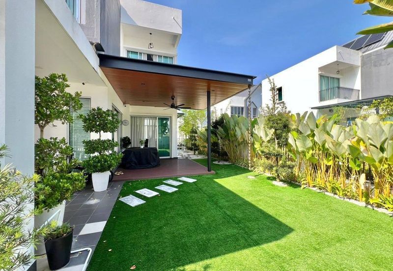 Ebonylane @ Eco Forest