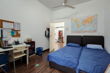 NILAI IMPIAN (LAMAN AZALEA)