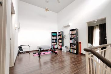 NILAI IMPIAN (LAMAN AZALEA)