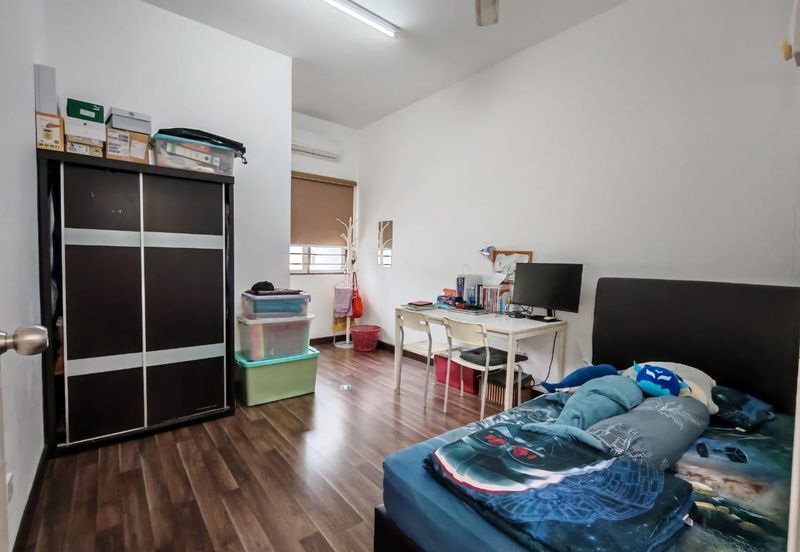 NILAI IMPIAN (LAMAN AZALEA)