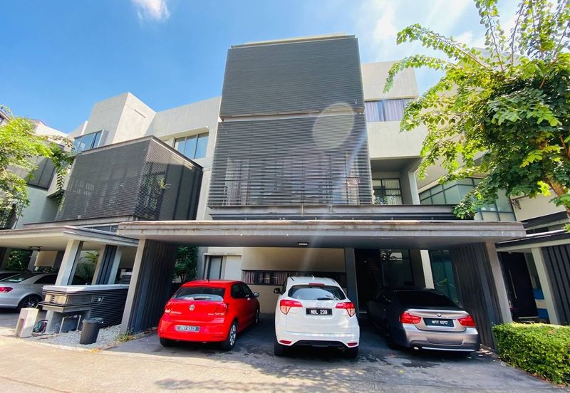 Mirage By The Lake @ Perdana Lakeview West