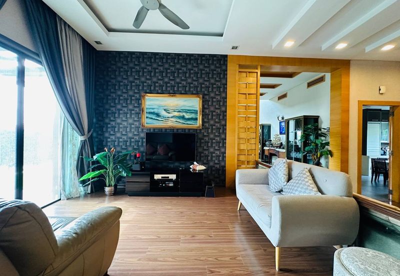 Perdana Lakeview East