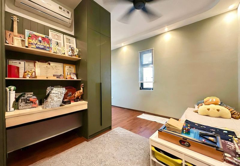 Elmina Green Three @ City of Elmina