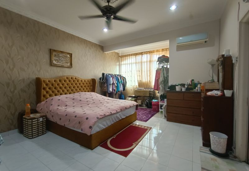 Fully Renovate Double Storey Seksyen 8 Bandar Baru Bangi