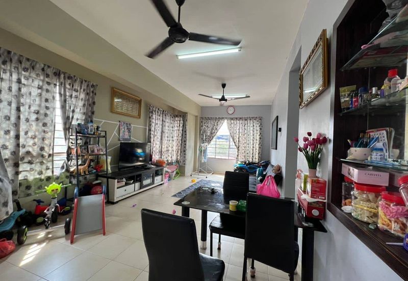 Laman Suria e-Resort Apartment