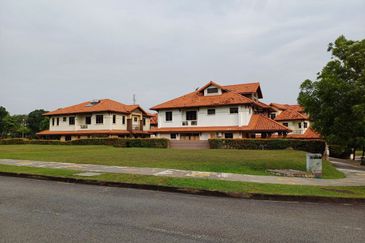 Putrajaya Bungalow Lot Persint 16