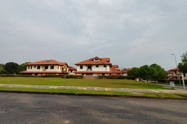 Putrajaya Bungalow Lot Persint 16