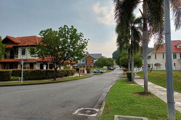 Putrajaya Bungalow Lot Persint 16