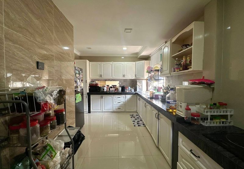 Taman Tasik Semenyih (Lake Residence)