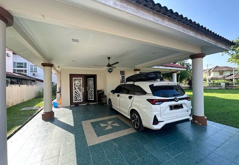 Taman Tasik Semenyih (Lake Residence)