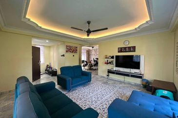 Taman Tasik Semenyih (Lake Residence)