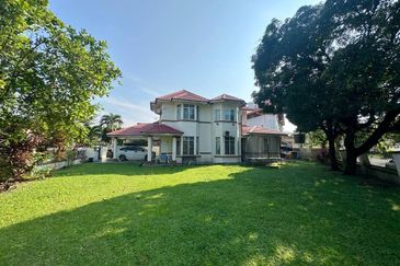 Taman Tasik Semenyih (Lake Residence)