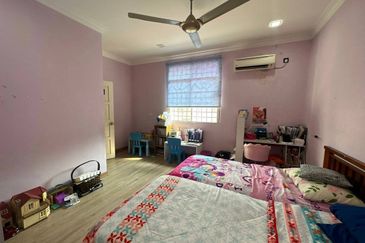 Taman Tasik Semenyih (Lake Residence)