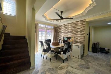 Taman Tasik Semenyih (Lake Residence)