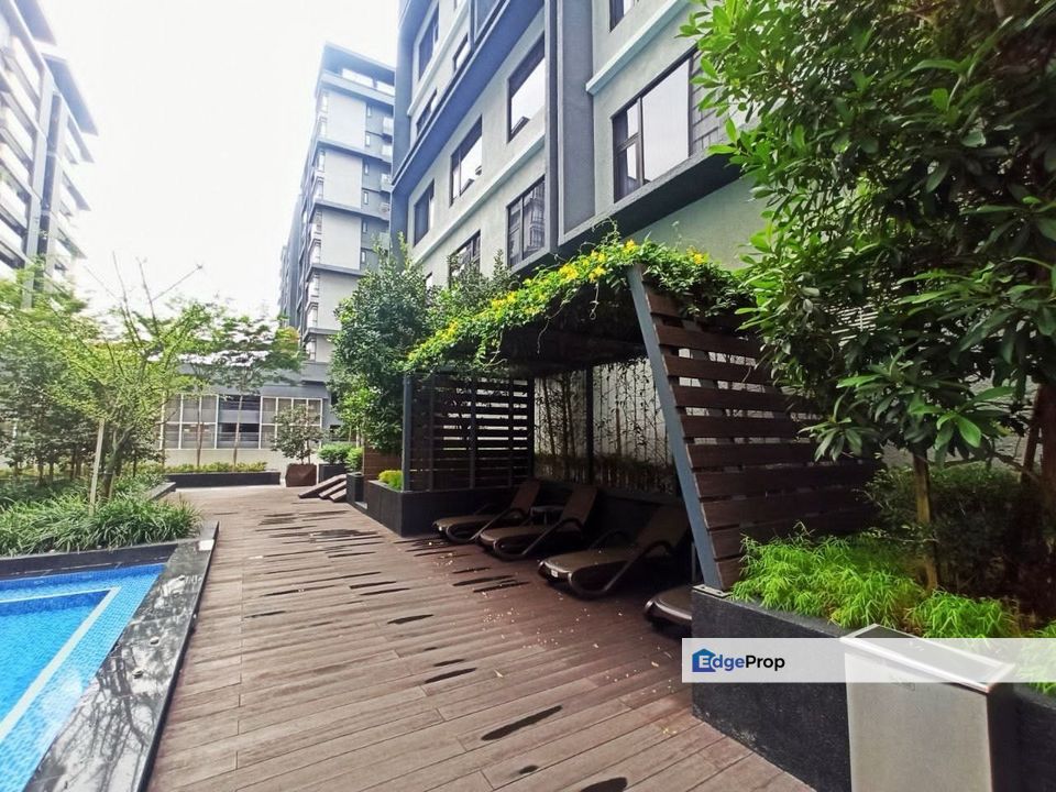 Paramount Urbano Ultropolis Glenmarie Shah Alam Level 8 Pool View, Selangor, Shah Alam