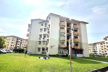 Subang Perdana Goodyear Court 3