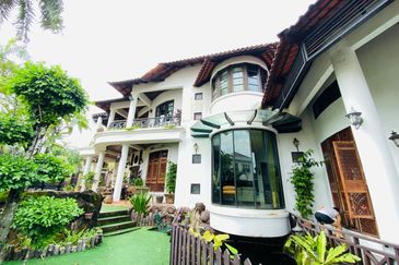 Tropicana Golf & Country Resort