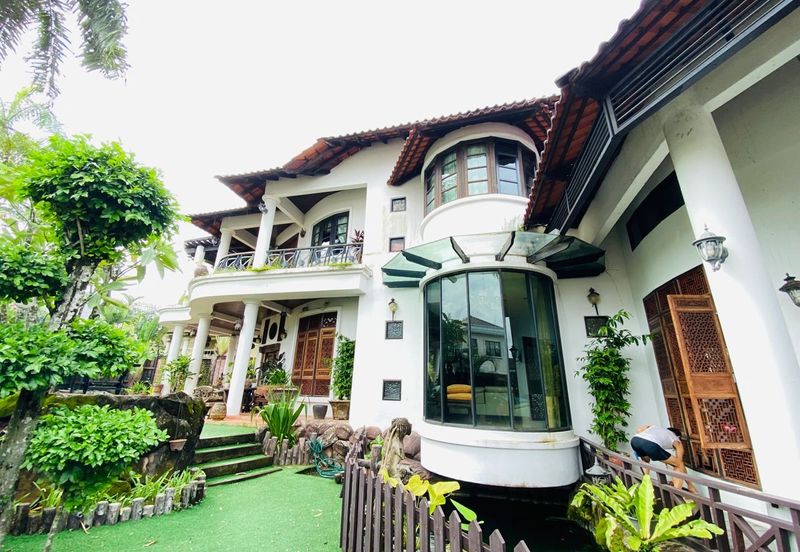 Tropicana Golf & Country Resort