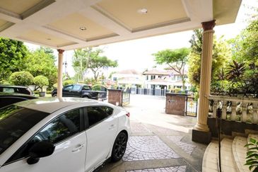 Tropicana Golf & Country Resort