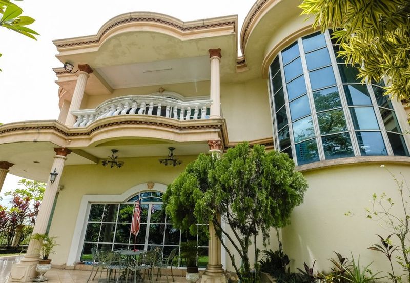 Tropicana Golf & Country Resort