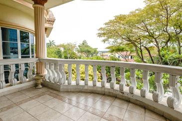 Tropicana Golf & Country Resort