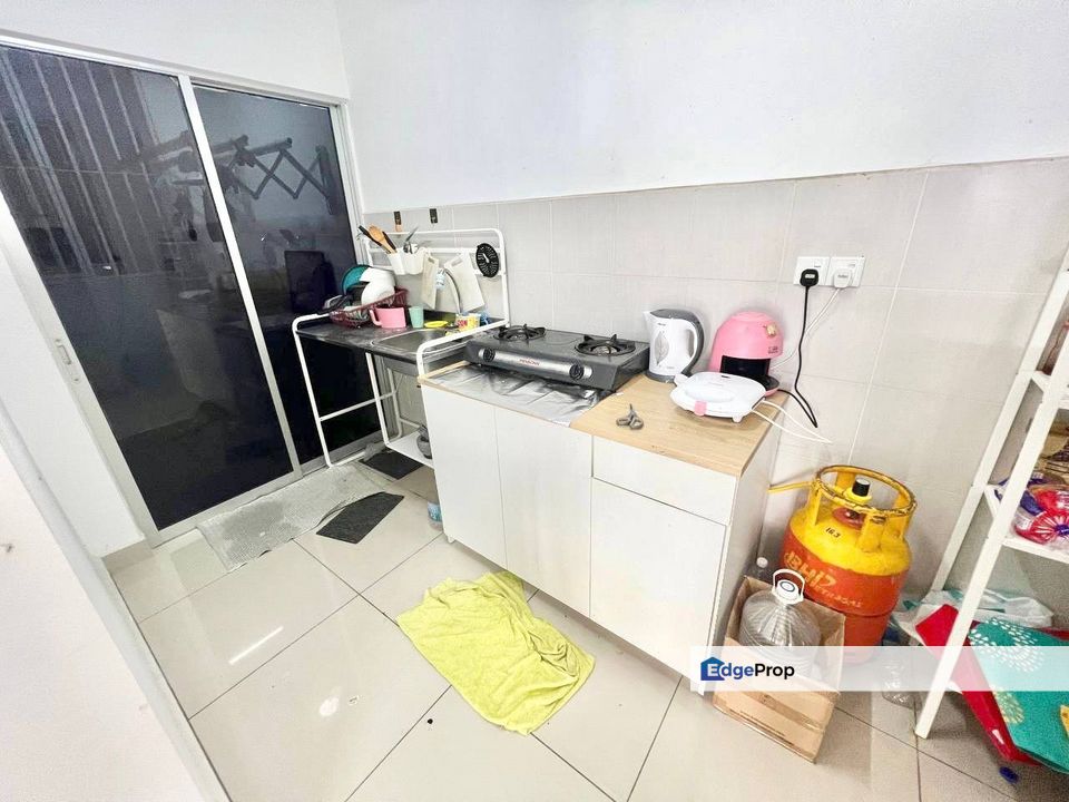 Simfoni 1 Condominium, Bandar Teknologi Kajang Semenyih, Selangor, Semenyih