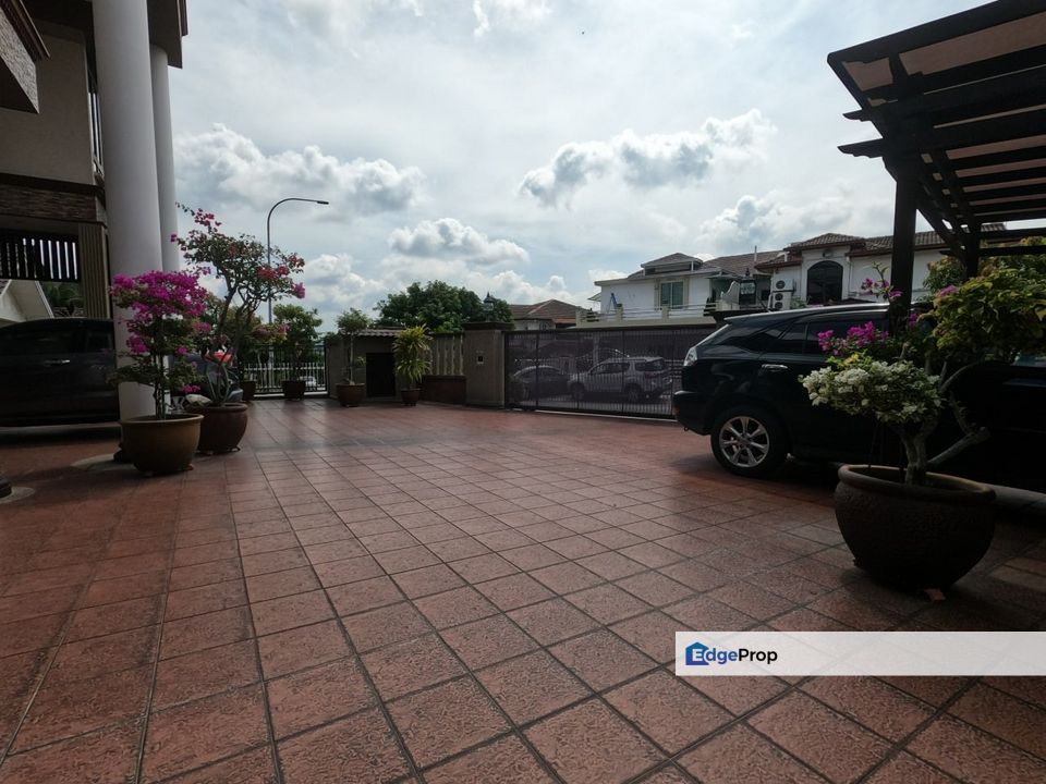 Bungalow Jalan Suasana Bandar Tun Hussein Onn Cheras, Selangor, Batu 9th Cheras