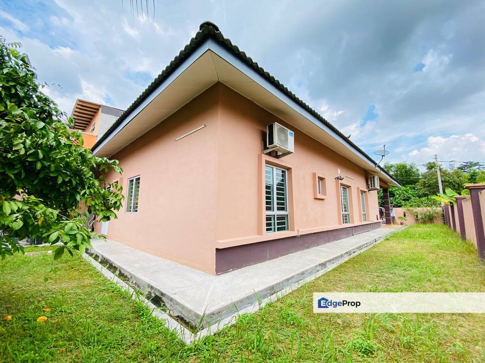 IMPIANA VILLA Nilai Negeri Sembilan, Negeri Sembilan, Nilai