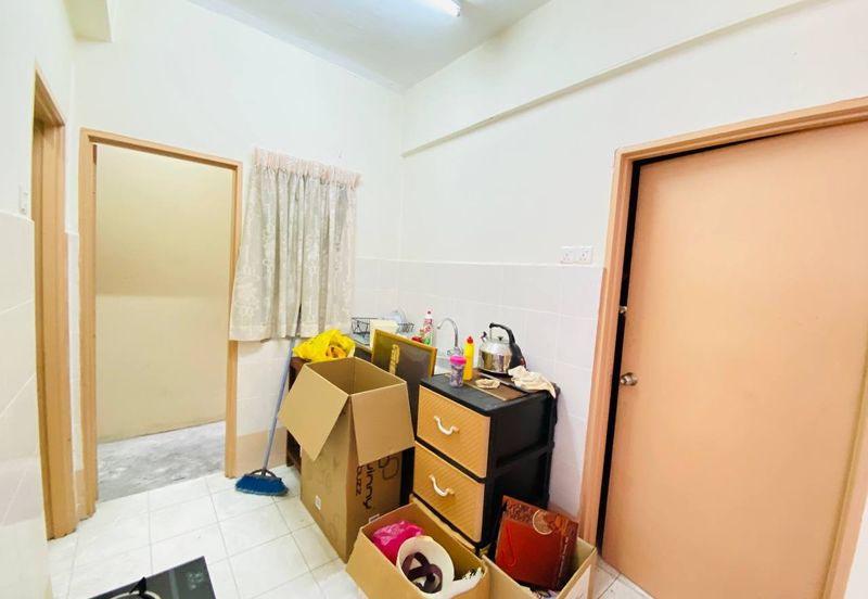 Taman Sri Batu Caves