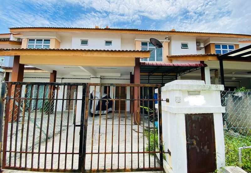 Taman Desa Saujana *