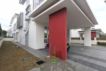 Casa Idaman, Setia Alam