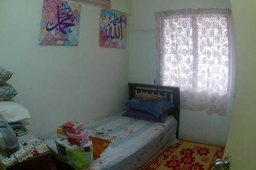 Pangsapuri Putra Damai